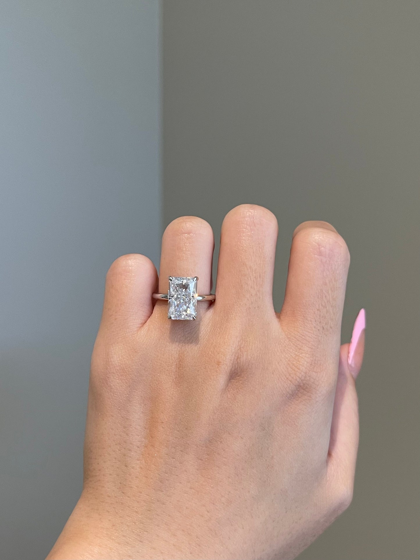 The Savannah Ring, 5 Carat, Radiant, Crushed Ice