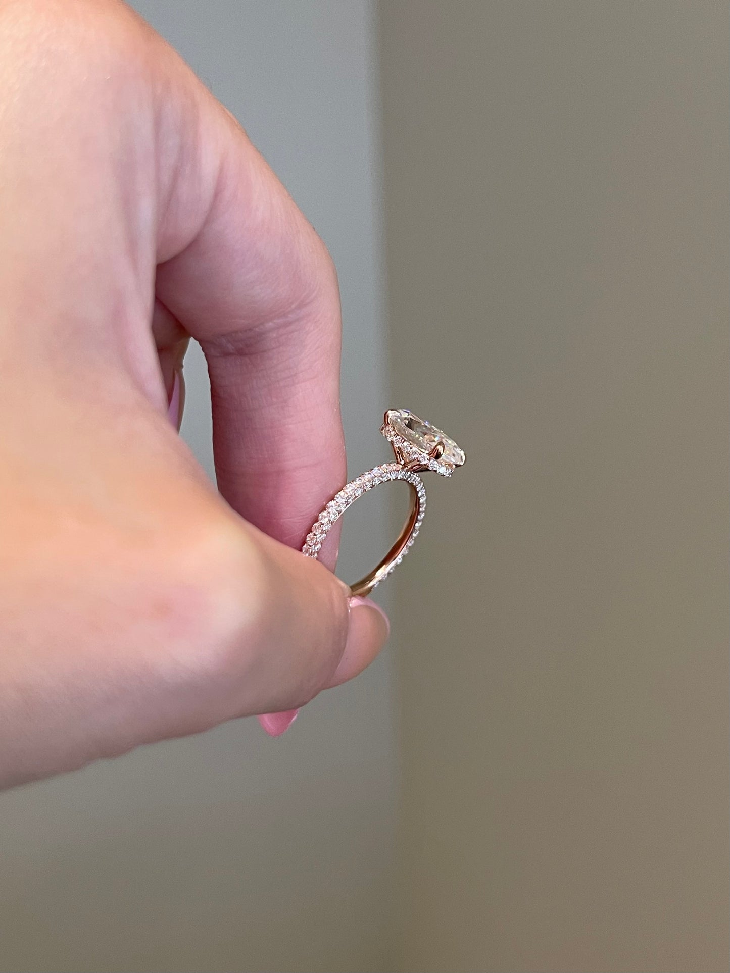 The SHY Signature Ring, 3.5 Carat, Oval, Brilliant