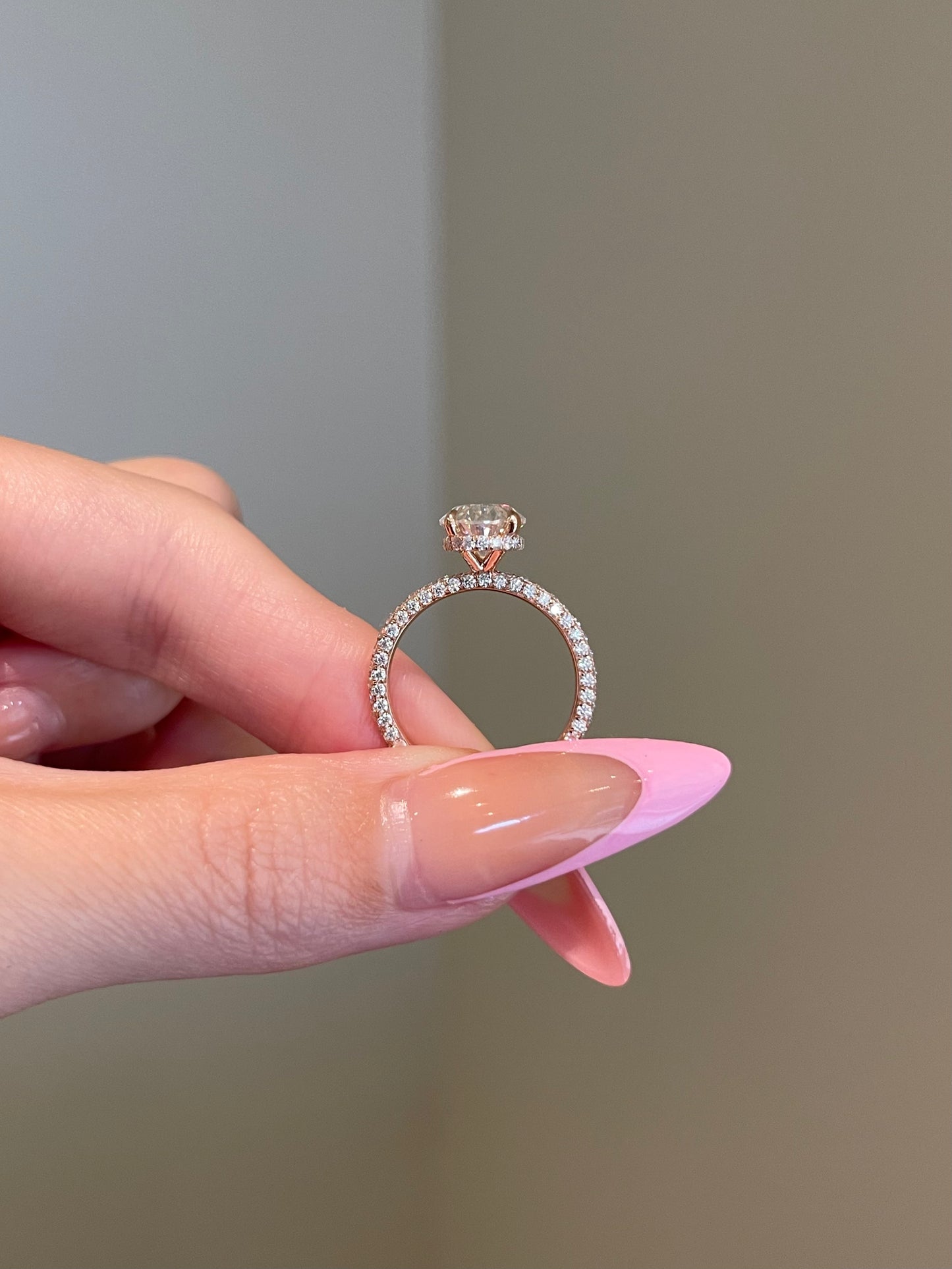 The SHY Signature Ring, 3.5 Carat, Oval, Brilliant