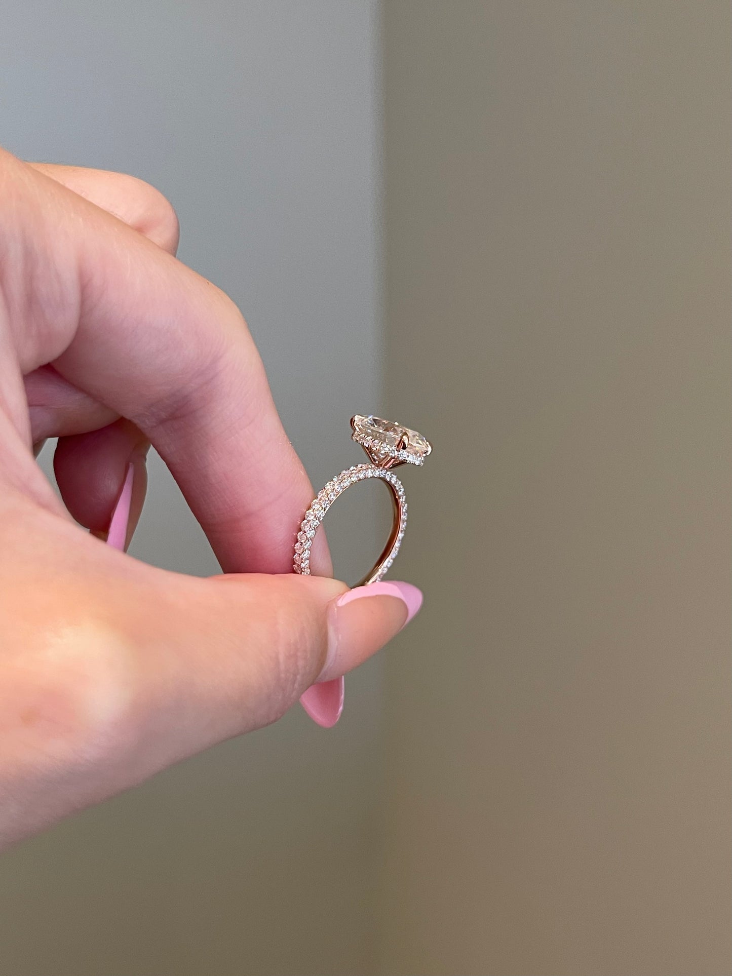 The SHY Signature Ring, 3.5 Carat, Oval, Brilliant