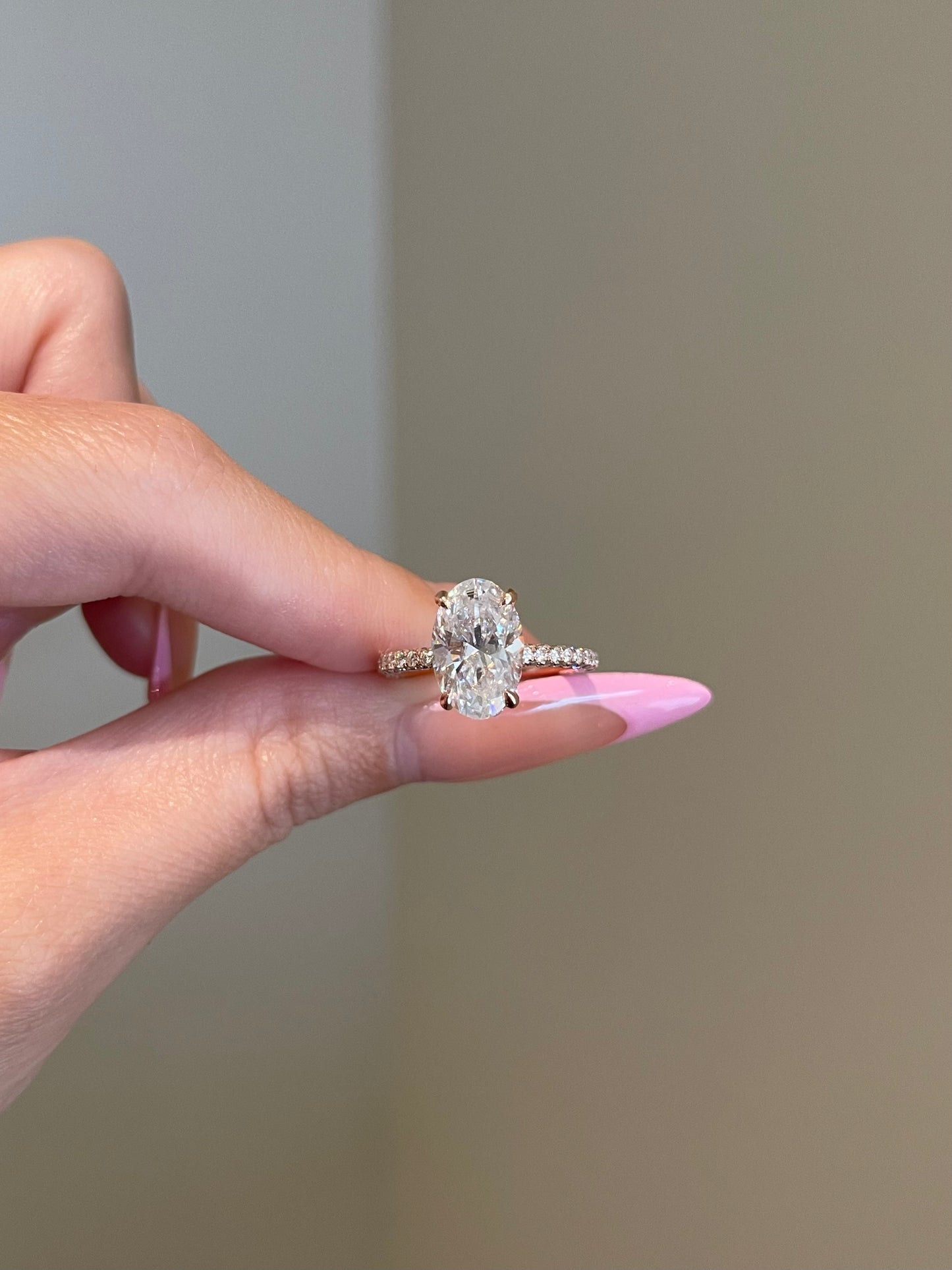 The SHY Signature Ring, 3.5 Carat, Oval, Brilliant