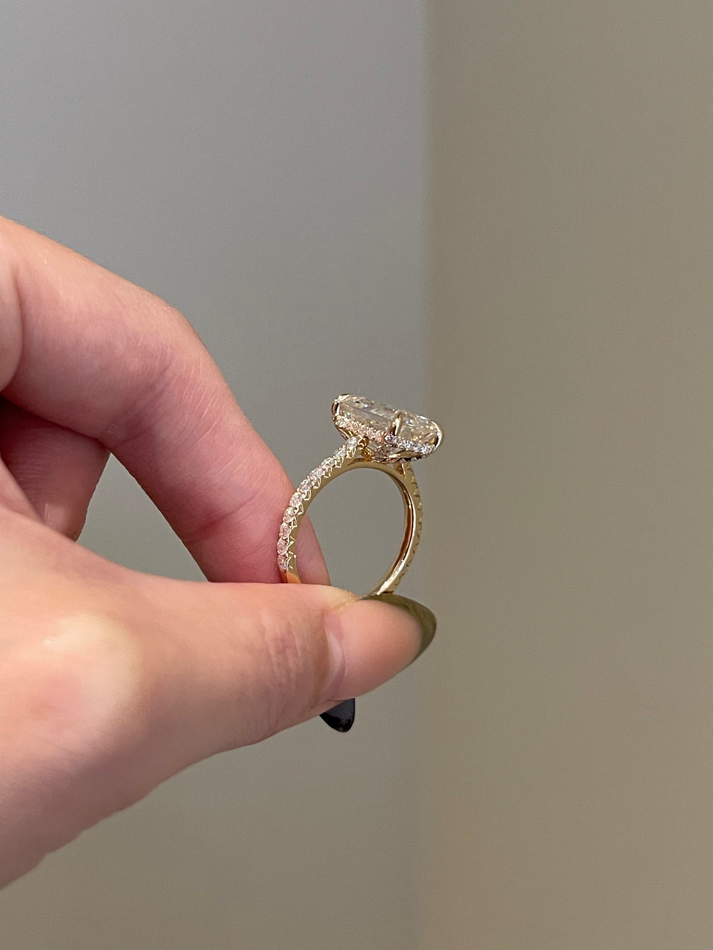 The Ellie Ring, 5 Carat, Emerald, Step