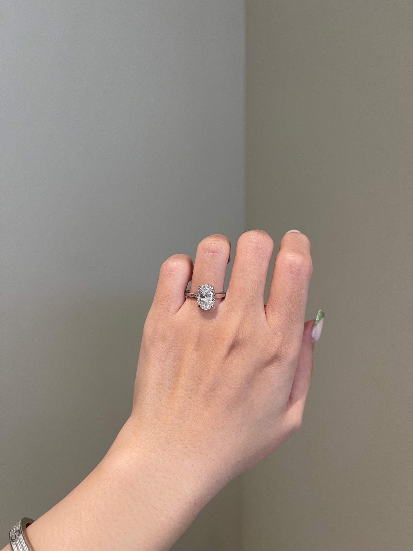 The Savannah Ring, 3.5 Carat, Oval, Brilliant