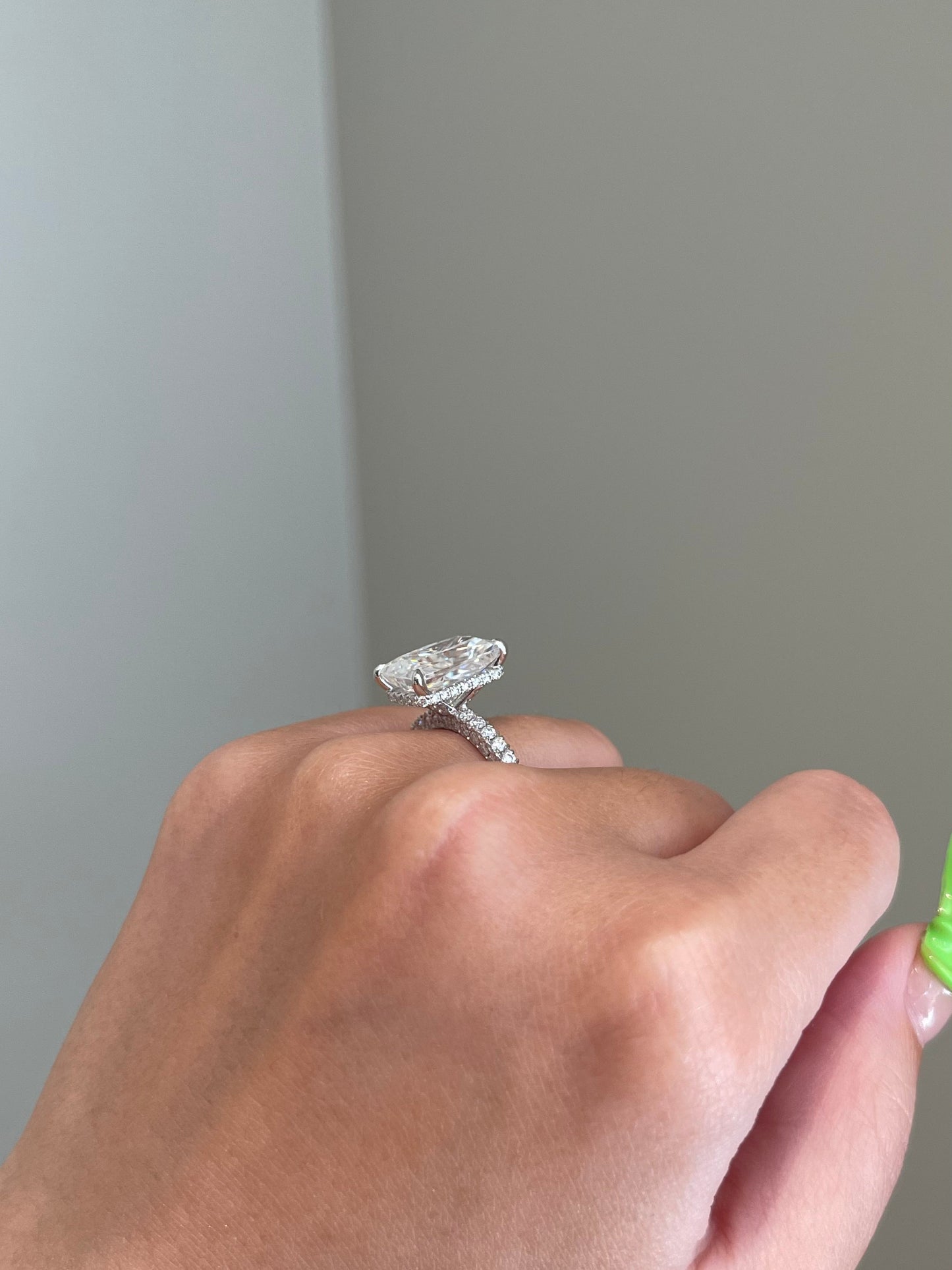 The SHY Signature Ring, 6 Carat, Radiant, Crushed Ice