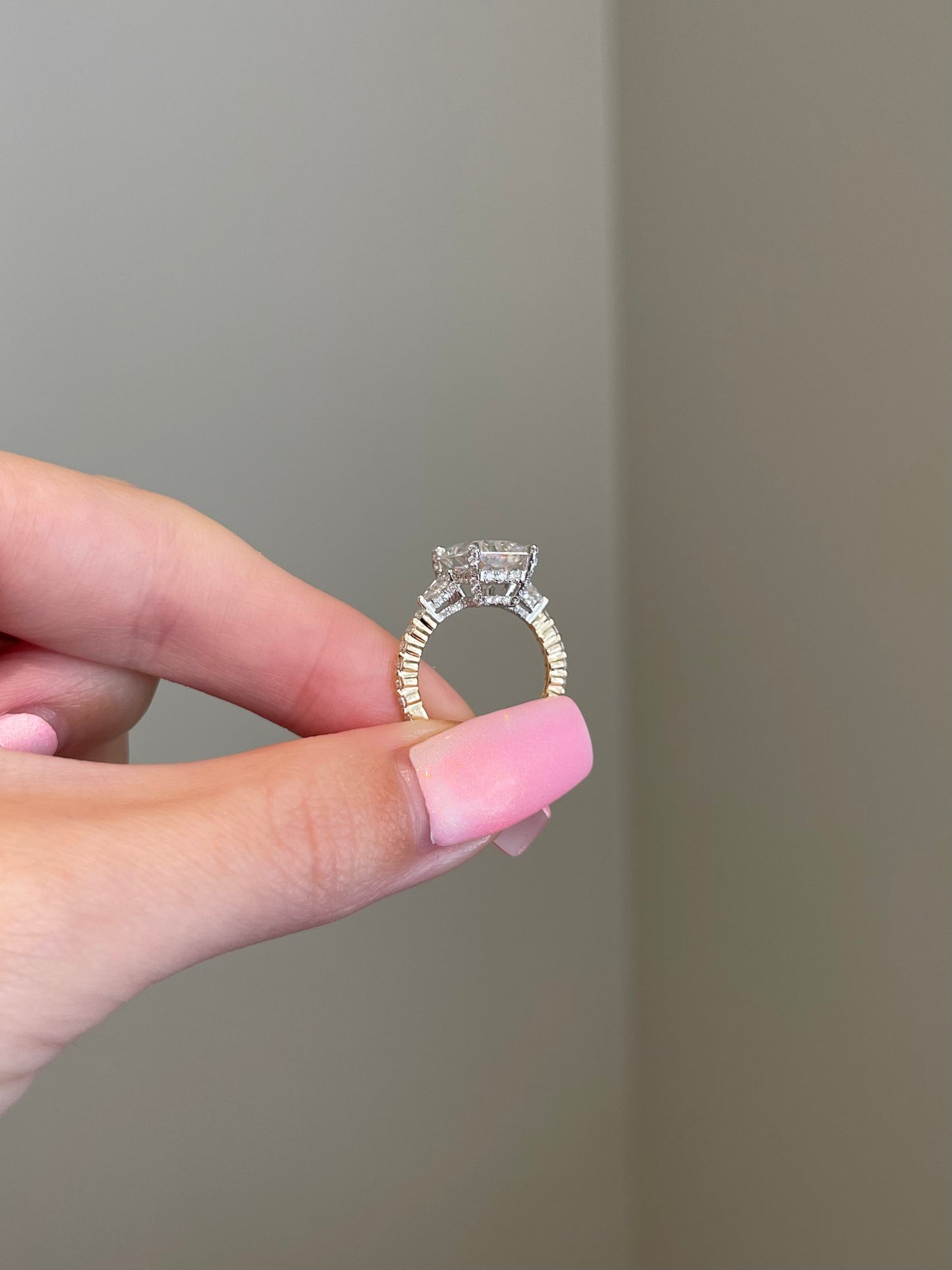 The Evelyn Ring, 4 Carat, Radiant, Brilliant