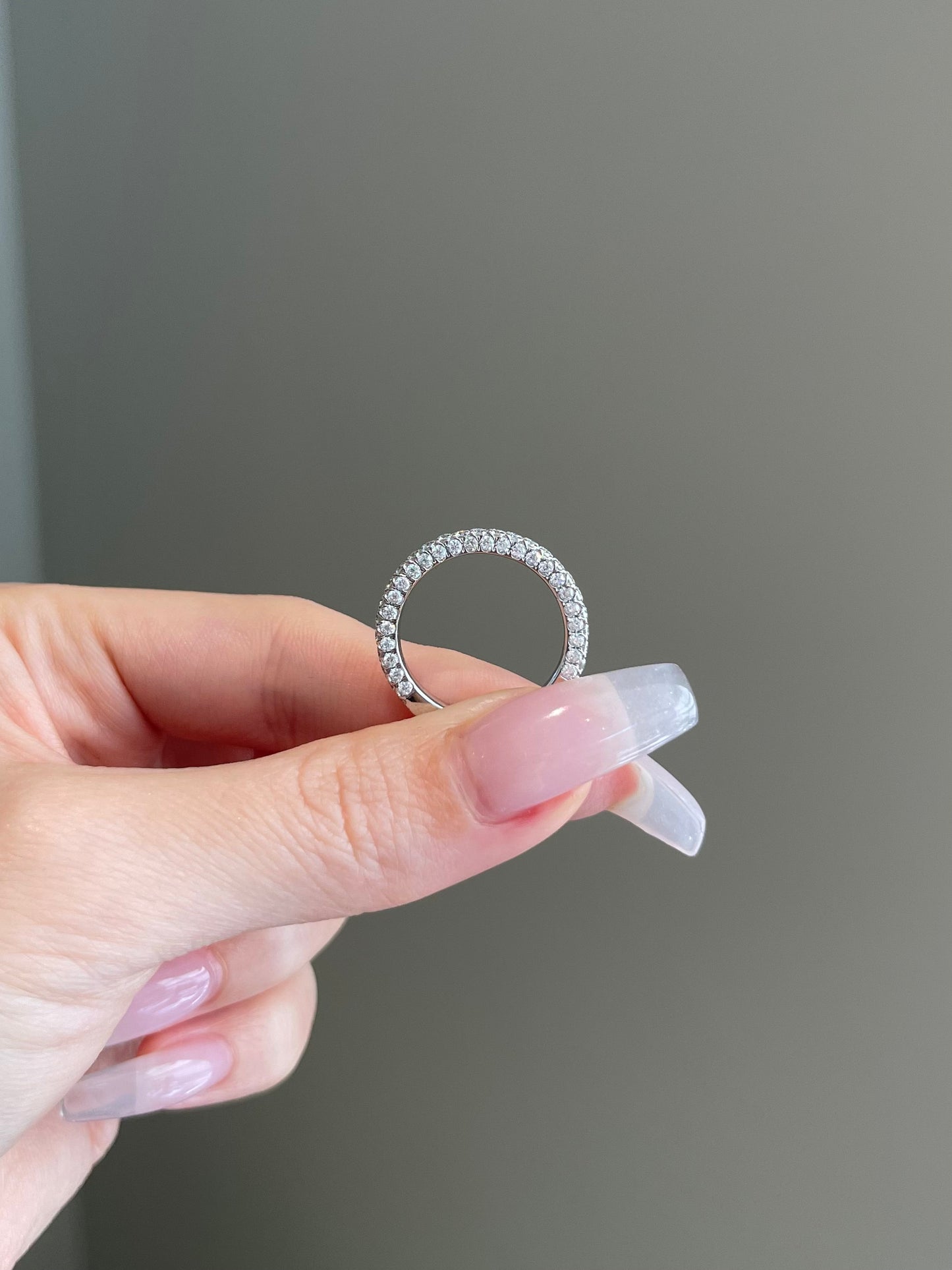 The SHY Signature Wedding Band, 2.3mm, Round, Brilliant