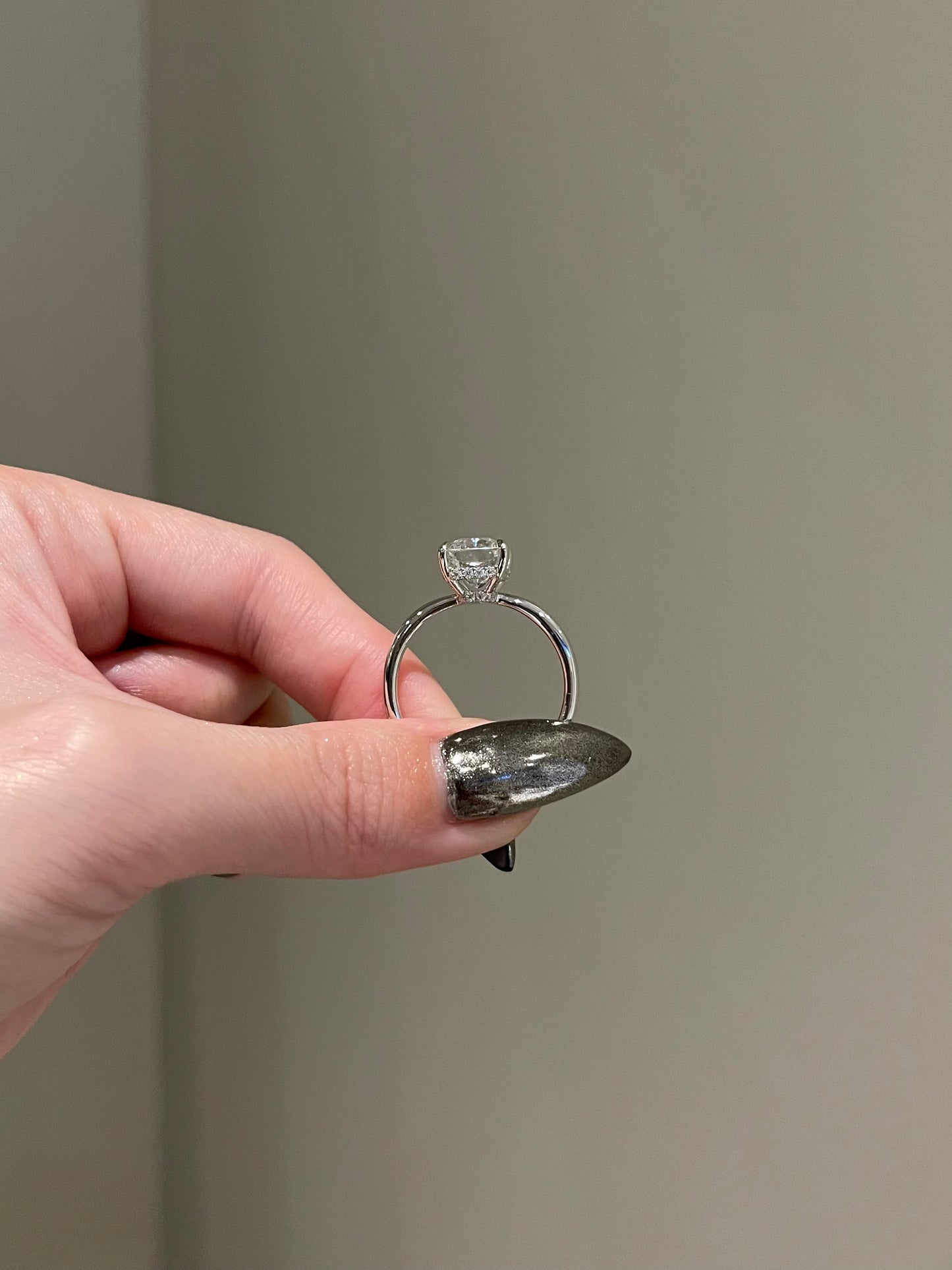 The Hailey Ring, 5 Carat, Radiant, Crushed Ice, Low Profile