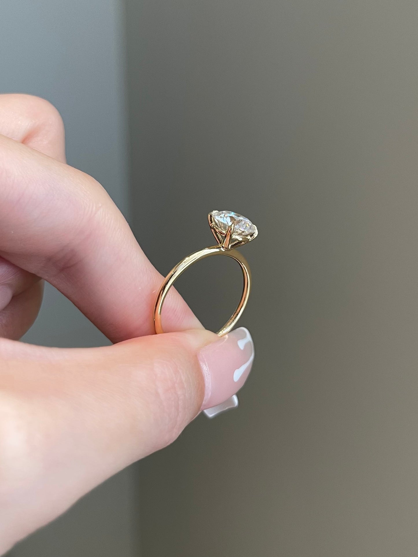 The Savannah Ring, 1.75 Carat, Round, Brilliant