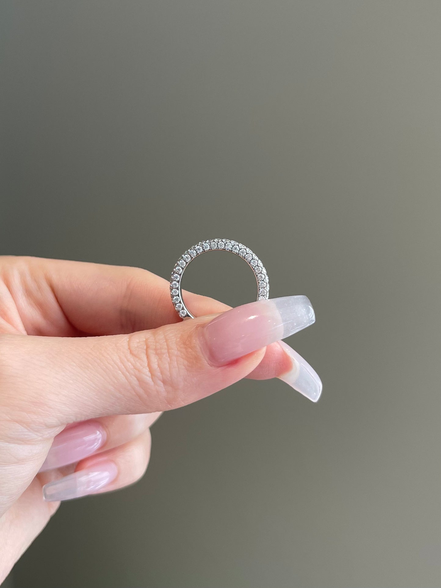 The SHY Signature Wedding Band, 2.3mm, Round, Brilliant