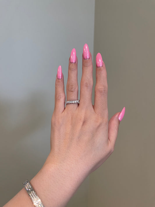 The Rosé Wedding Band, 0.15 Carat, Oval, Brilliant