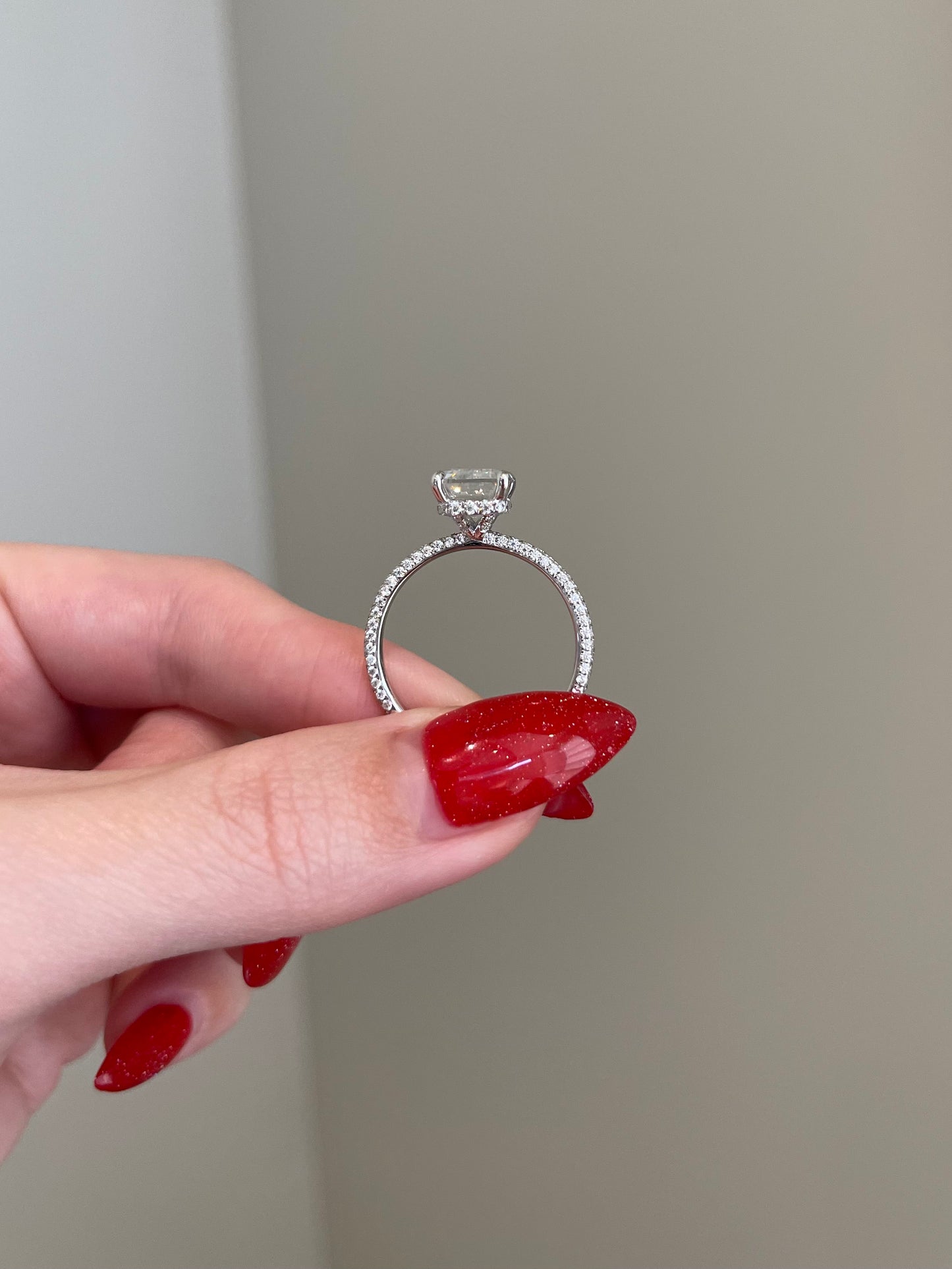 The Lavia Ring, 4 Carat, Emerald, Step Cut