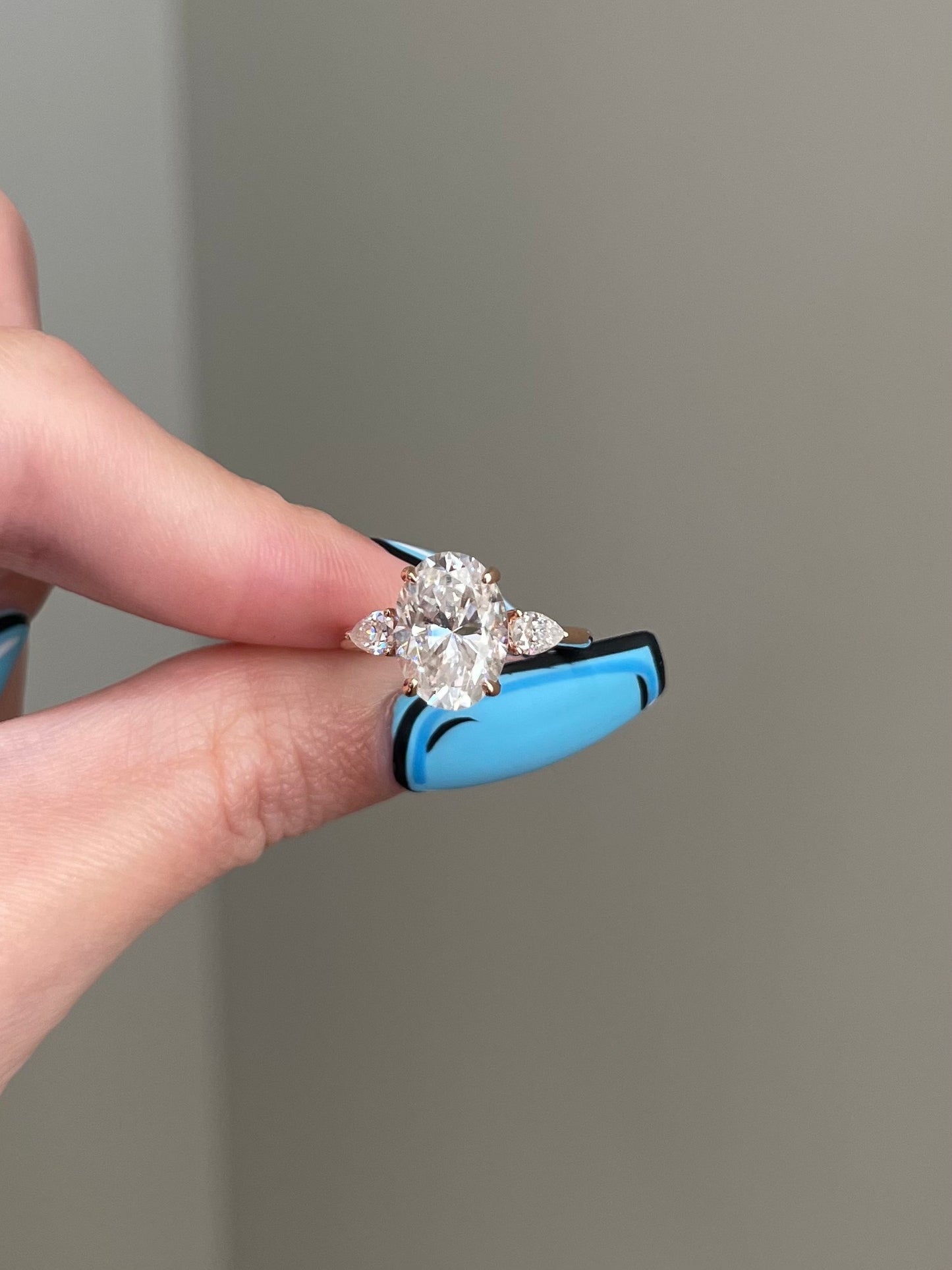 The Evelyn Ring, 3.5 Carat, Oval, Brilliant, 3-Stone