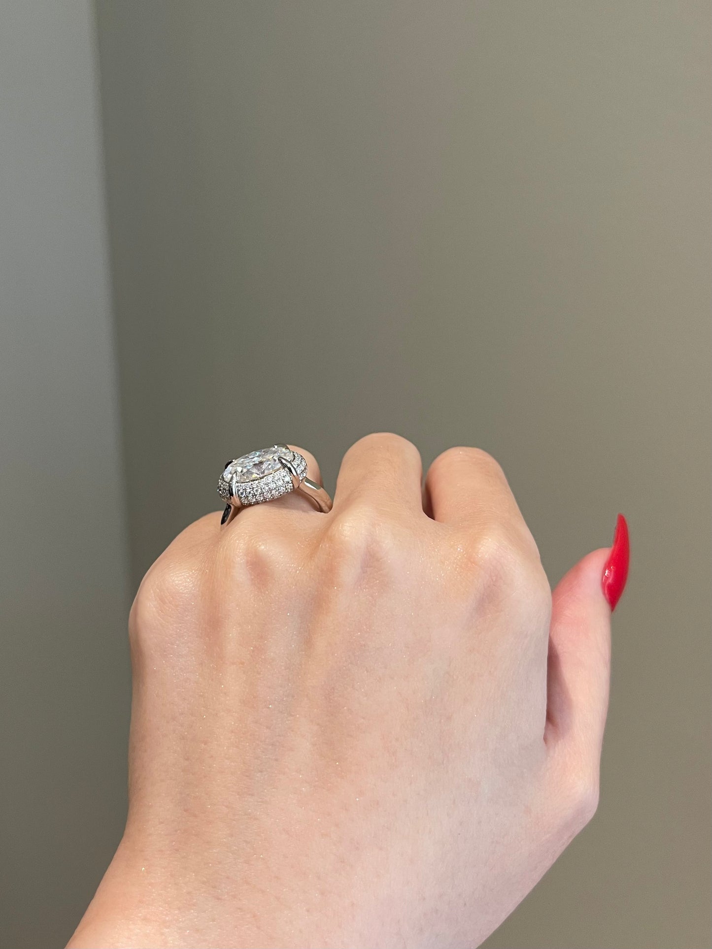 The Georgina Ring, 5 Carat, Oval, Brilliant