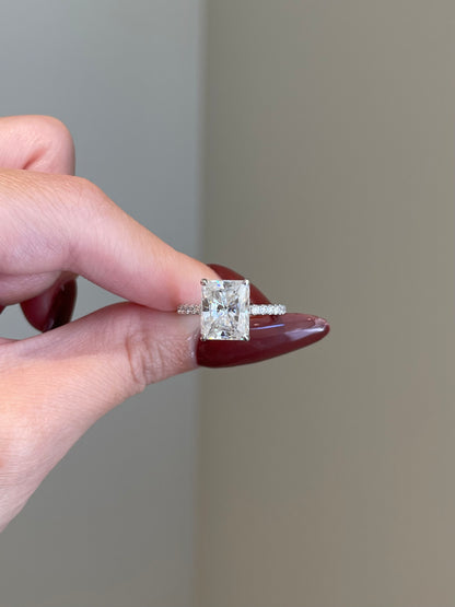 The Priscilla Ring, 4 Carat, Radiant, Brilliant