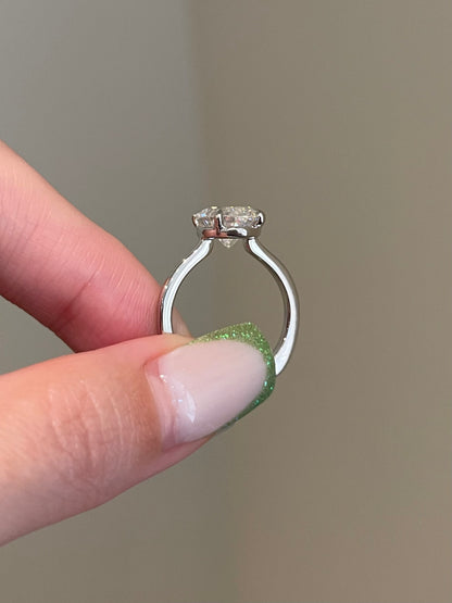 Brilliant Oval Moissanite, Solitaire, Low Profile