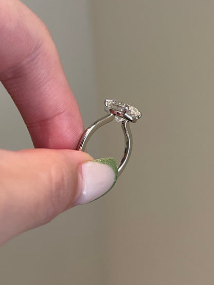 Brilliant Oval Moissanite, Solitaire, Low Profile