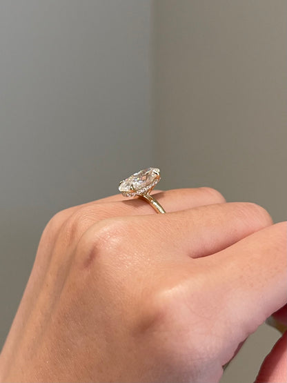 Hybrid Moval Moissanite, Invisible Wrap, Solitaire