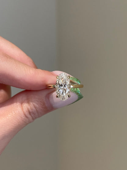 Hybrid Moval Moissanite, Invisible Wrap, Solitaire