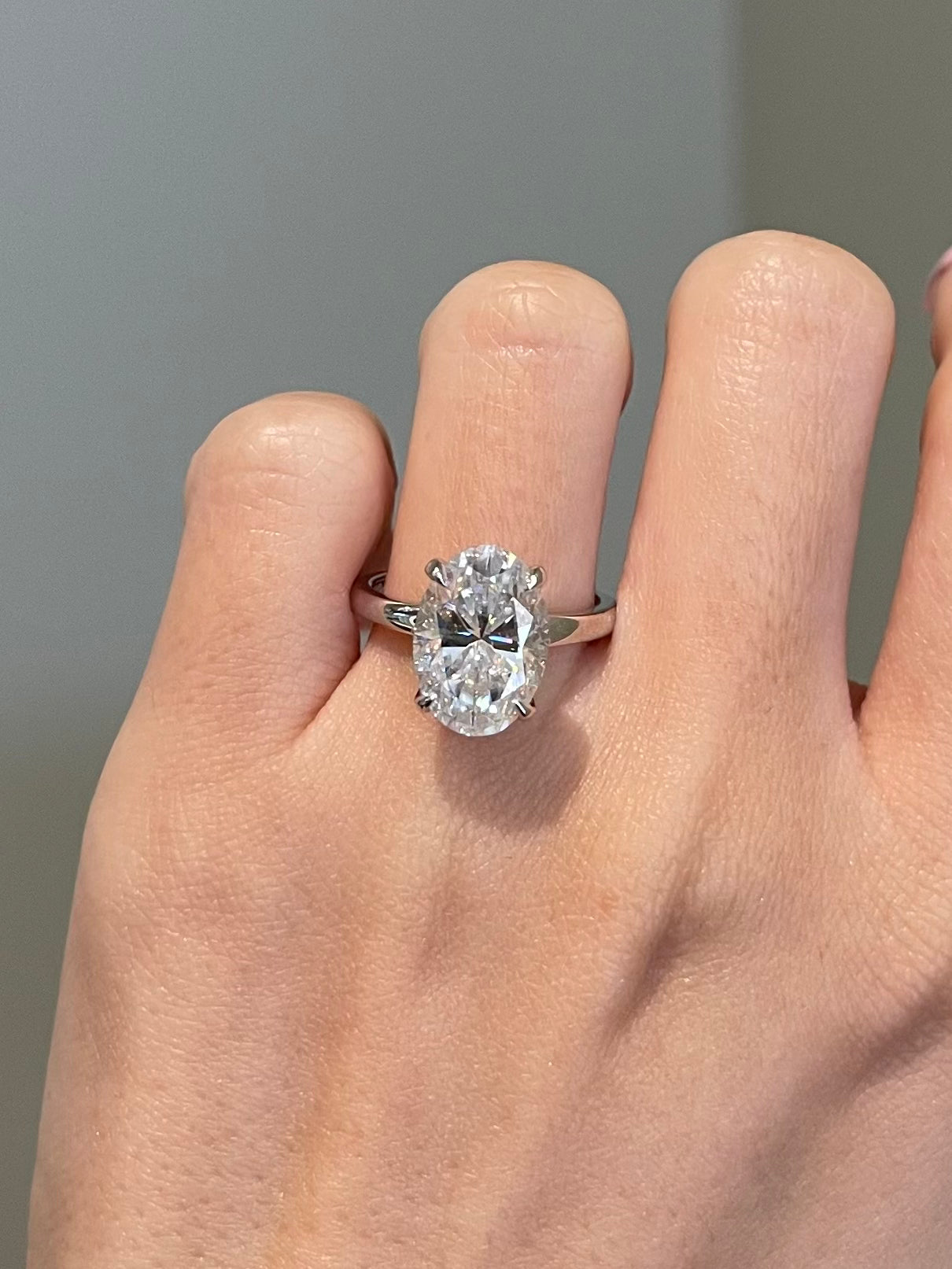 Brilliant Oval Moissanite, Hidden Halo, Solitaire