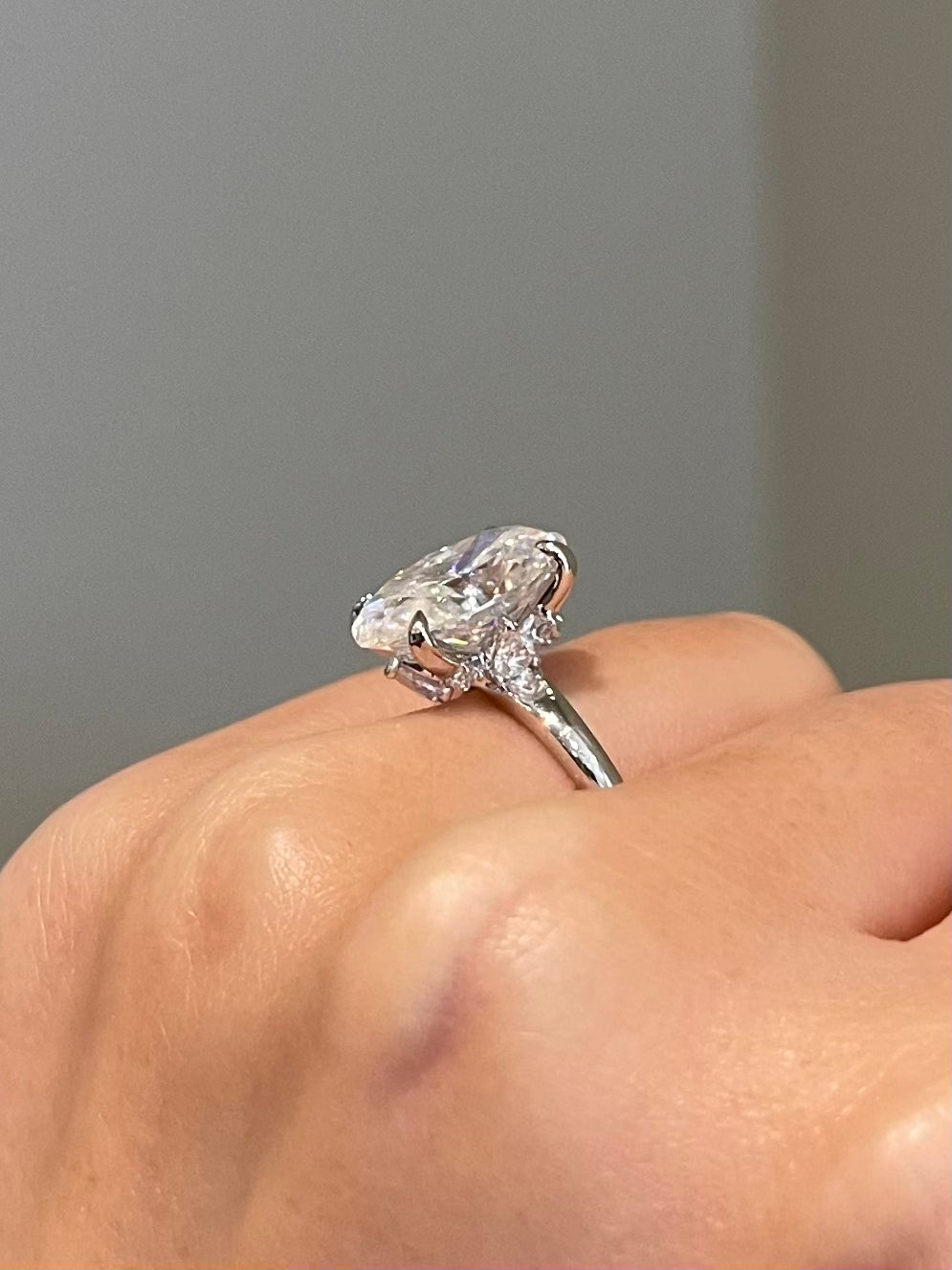 Brilliant Oval Moissanite, Hidden Halo, Solitaire