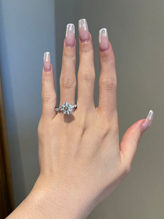 The Elise Ring, 3.5 Carat, Round, Brilliant