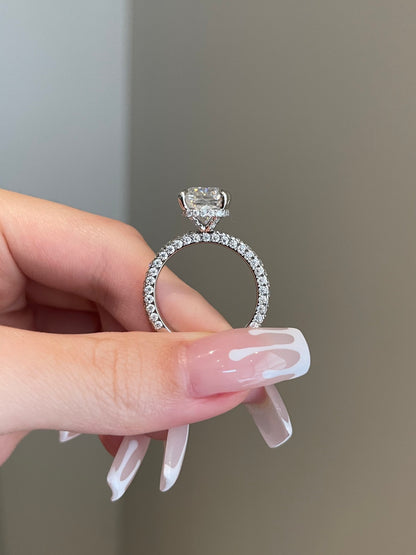 The SHY Signature Ring, 5 Carat, Elongated Cushion, Crushed Ice