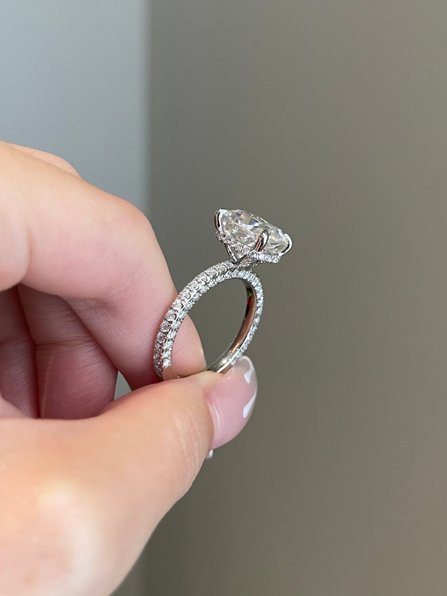 The SHY Signature Ring, 5 Carat, Elongated Cushion, Crushed Ice