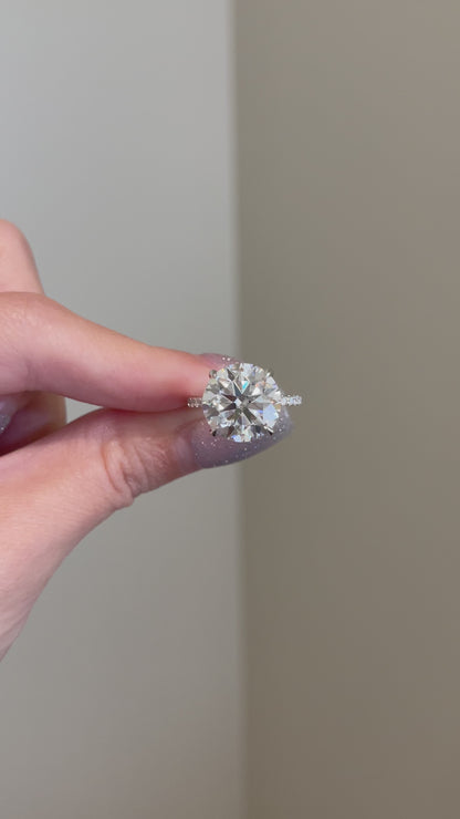 The Priscilla Ring, 6 Carat, Round, Brilliant