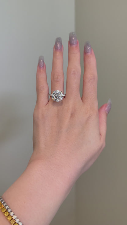 The Priscilla Ring, 6 Carat, Round, Brilliant