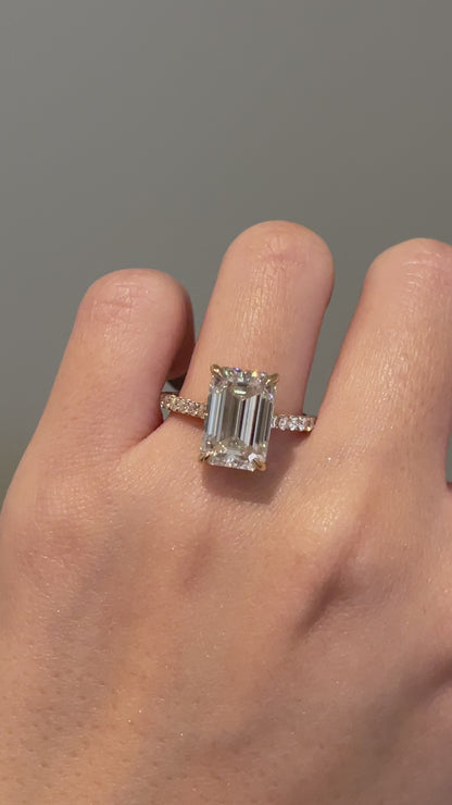 The Ellie Ring, 5 Carat, Emerald, Step