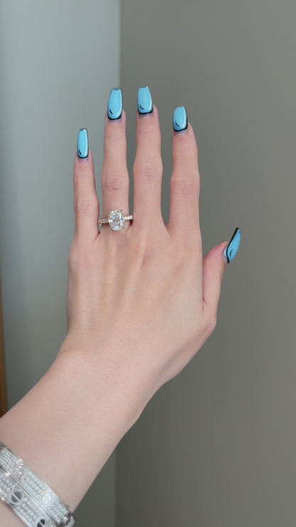 The SHY Signature Ring, 4 Carat, Elongated Cushion, Crushed Ice