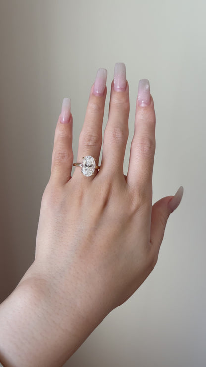 The Dorathy Ring, 5 Carat, Oval, Brilliant