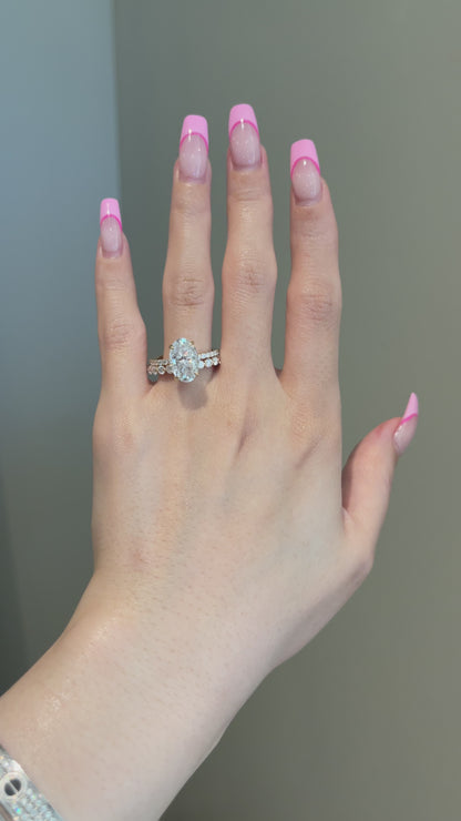 The Priscilla Ring, 4 Carat, Oval, Crushed Ice Hybrid