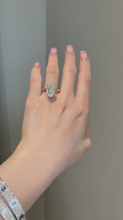 The Savannah Ring, 7 Carat, Oval, Crushed Ice Hybrid