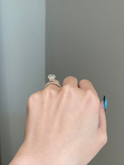 The SHY Signature Ring, 4 Carat, Elongated Cushion, Crushed Ice