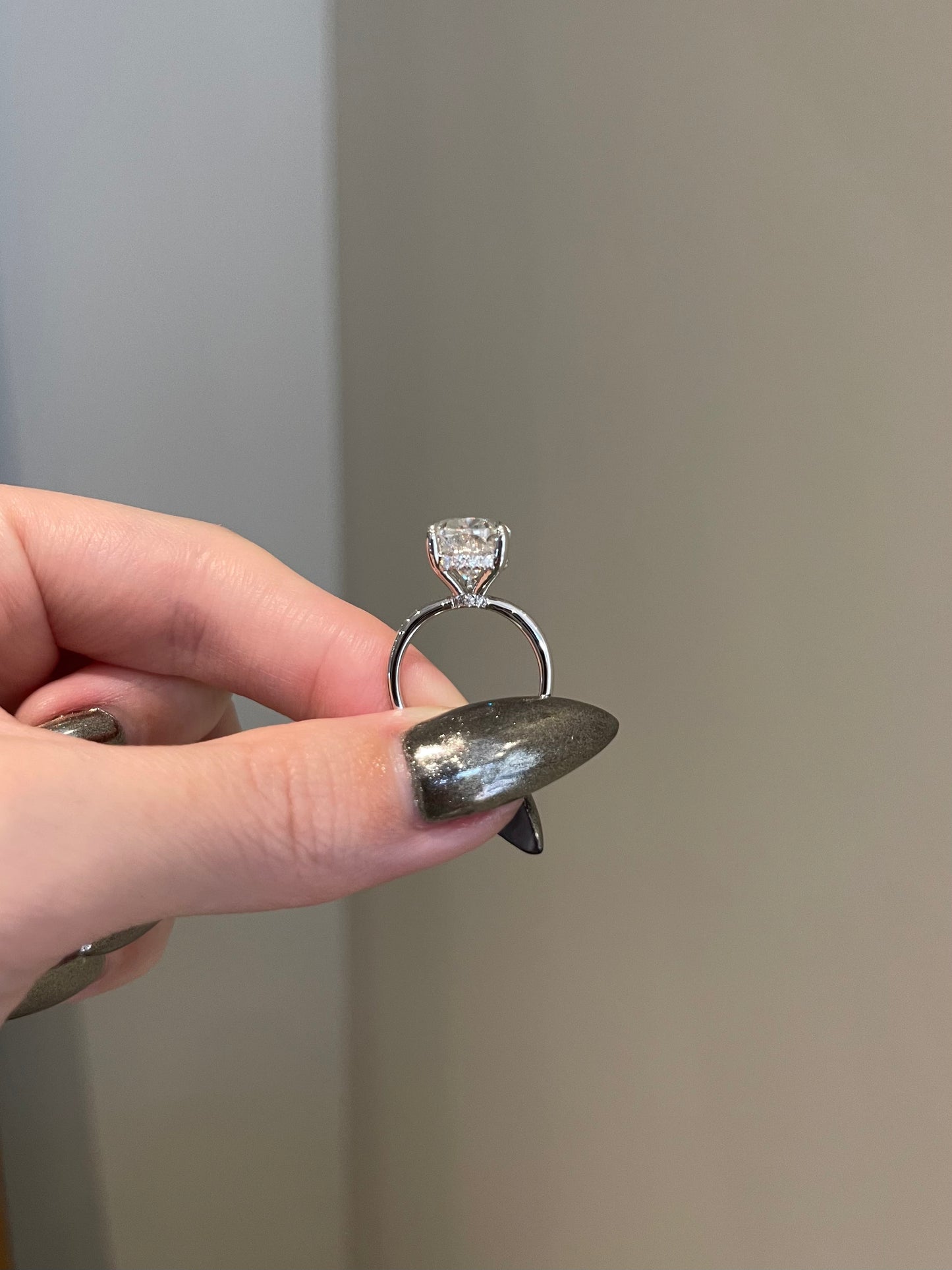 The Hailey Ring, 5 Carat, Pear, Crushed Ice