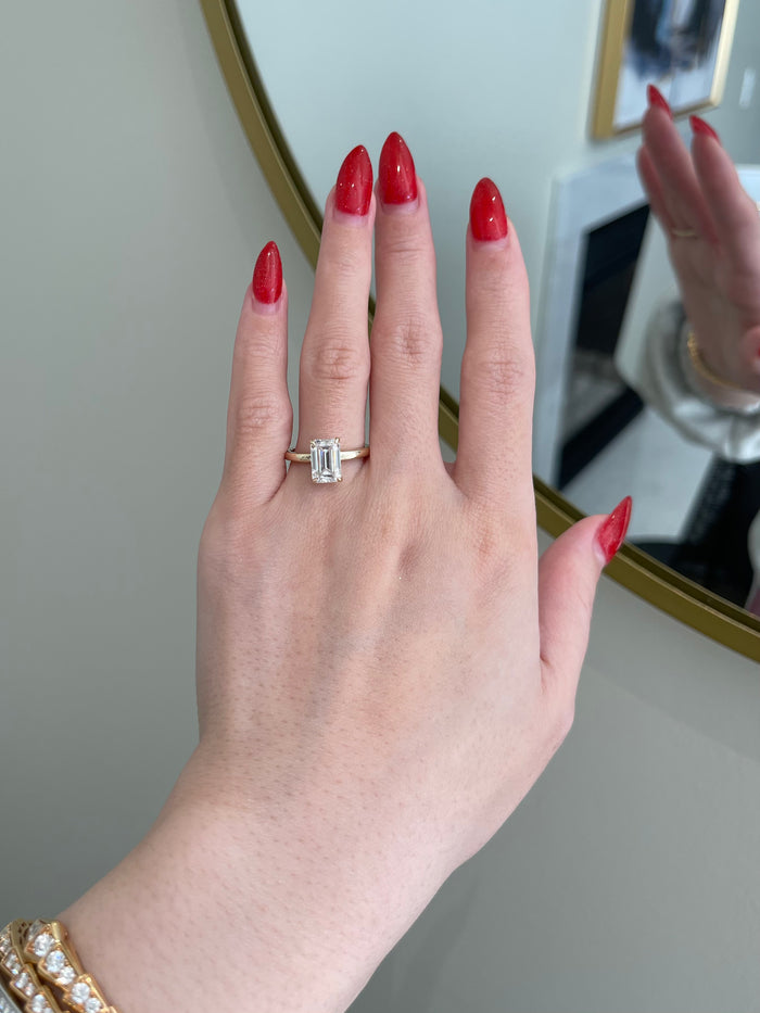 Emerald cut 2.5 carat 2025 diamond