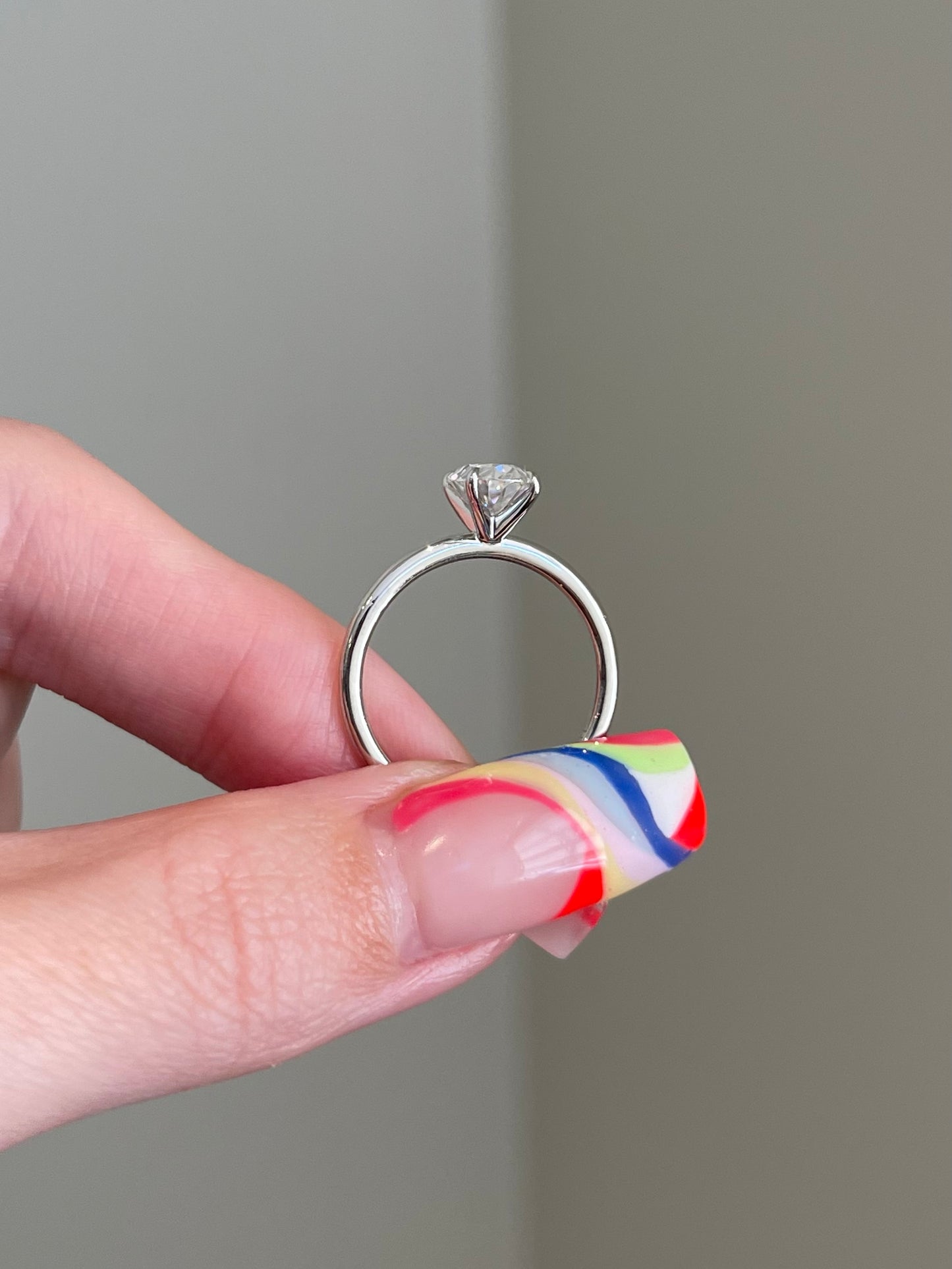 The Sandy Ring, 1.8 Carat, Oval, Brilliant