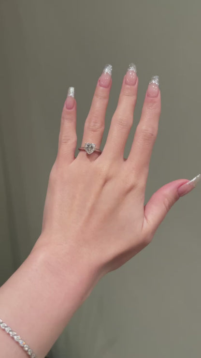 The Savannah Ring, 2 Carat, Heart, Brilliant