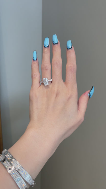 The Elise Ring, 4 Carat, Radiant, Crushed Ice