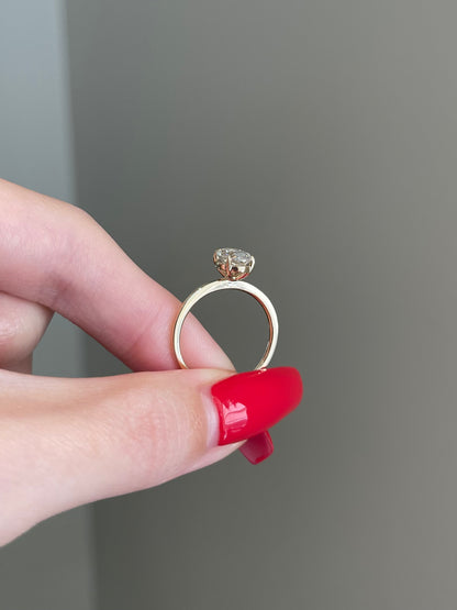 The Savannah Ring, 1.5 Carat, Oval, Crushed Ice Hybrid