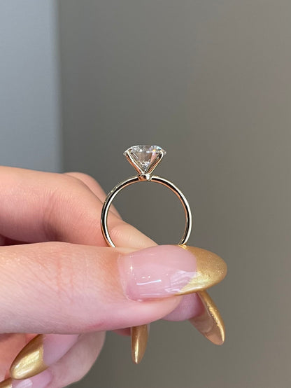 The Savannah Ring, 3 Carat, Round, Brilliant