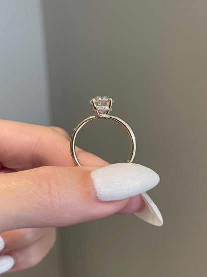 The Hailey Ring, 3 Carat, Oval, Brilliant