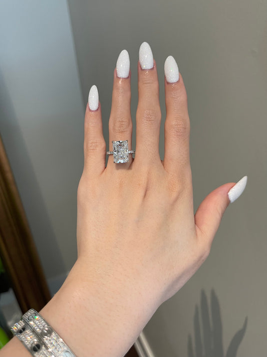 The Priscilla Ring, 7 Carat, Radiant, Crushed Ice