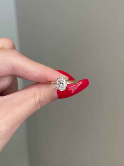 The Savannah Ring, 1.5 Carat, Oval, Crushed Ice Hybrid