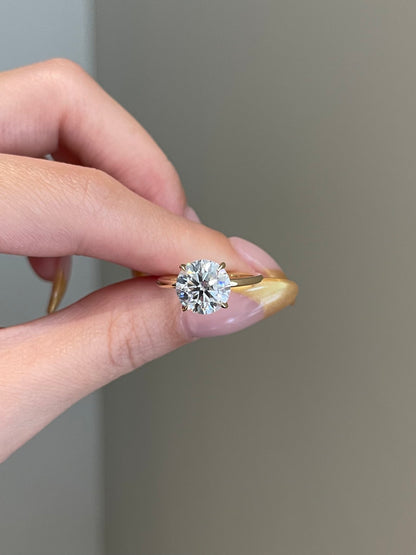 The Savannah Ring, 3 Carat, Round, Brilliant